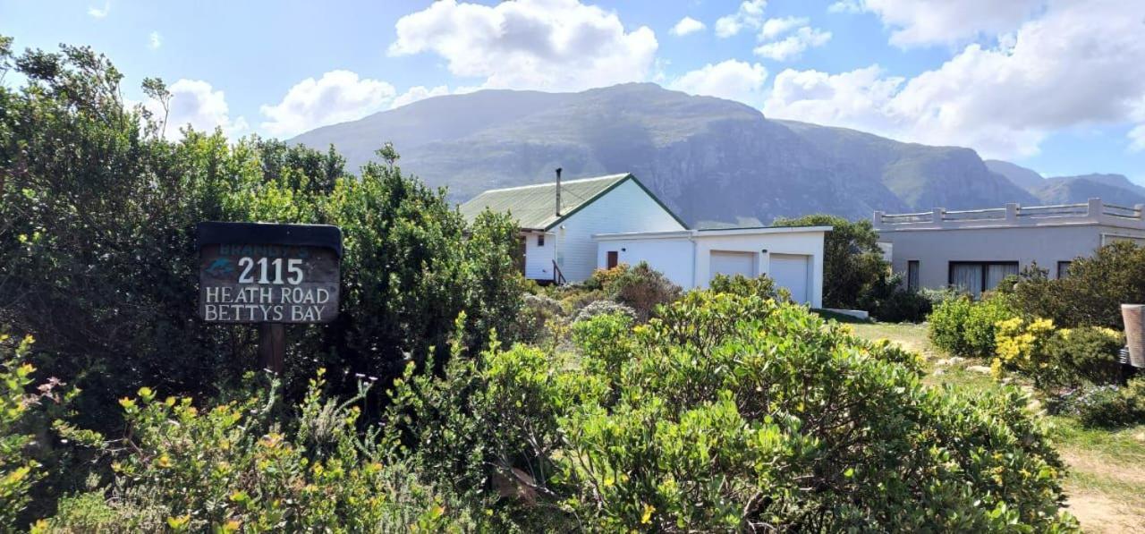 Brandys Beach House Bettyʼs Bay Exteriör bild